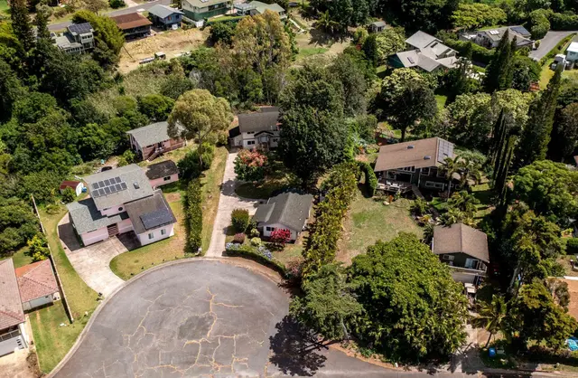 Listing Image for 160 Kapuahi St 37 of 50