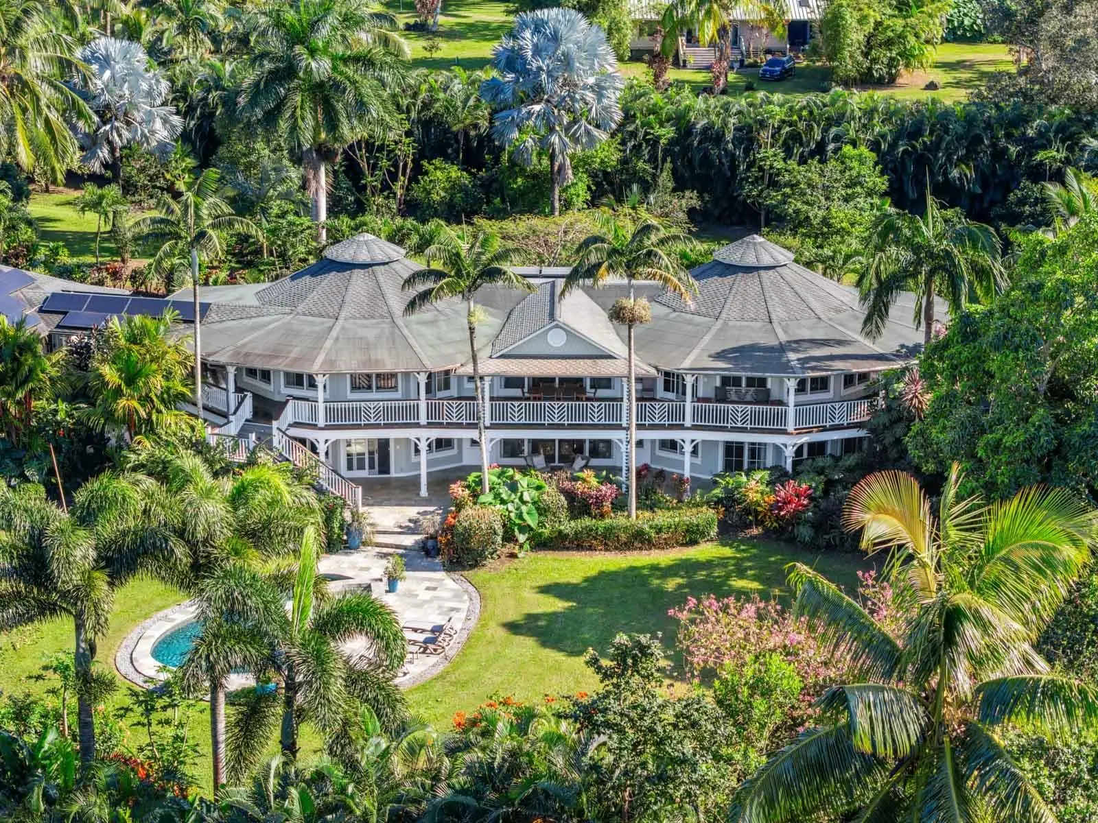 Photo of Listing #409285