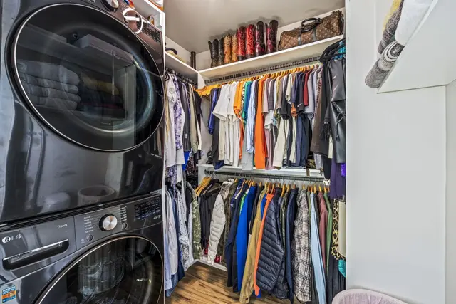 Listing Image for 2759 Baldwin Ave 7 F B 16 of 33