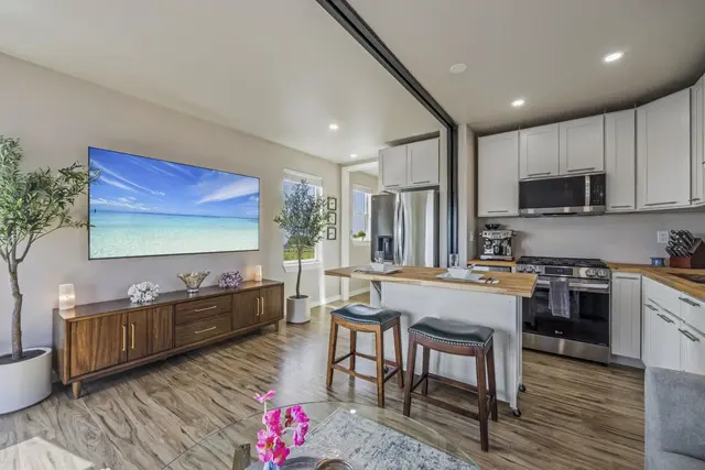 Listing Image for 2759 Baldwin Ave 7 F B 6 of 33