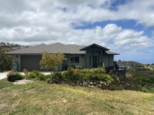 Listing Image for 43 Kapalulu Pl 2 of 27