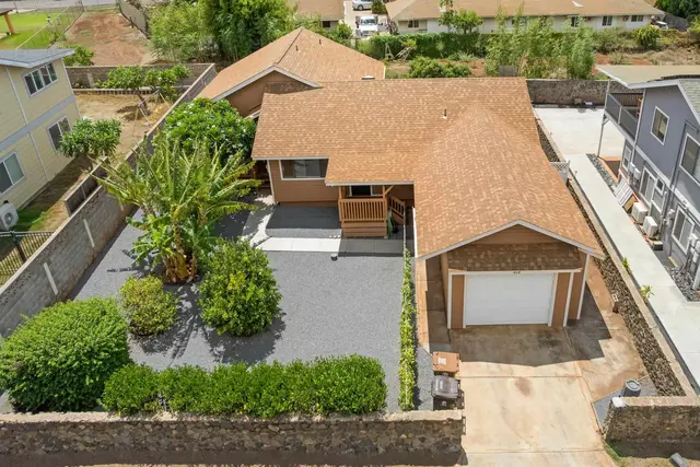 Listing Image for 468 Kaiwahine St 2 of 21
