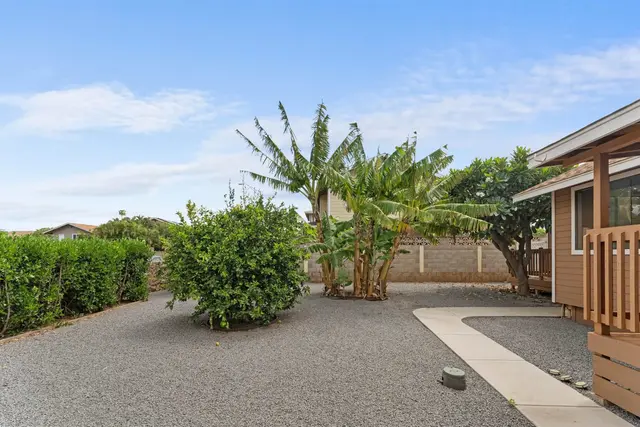 Listing Image for 468 Kaiwahine St 3 of 21