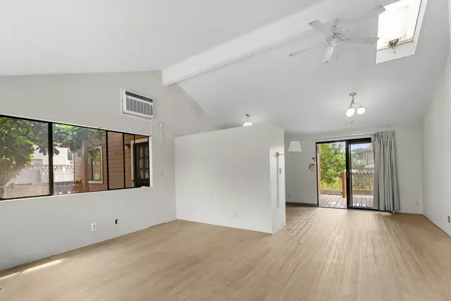 Listing Image for 468 Kaiwahine St 6 of 21