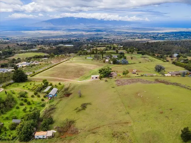 Listing Image for 1351 Pulehuiki Rd #2 16 of 27