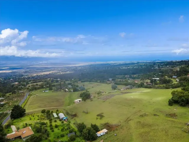 Listing Image for 1351 Pulehuiki Rd #2 6 of 27