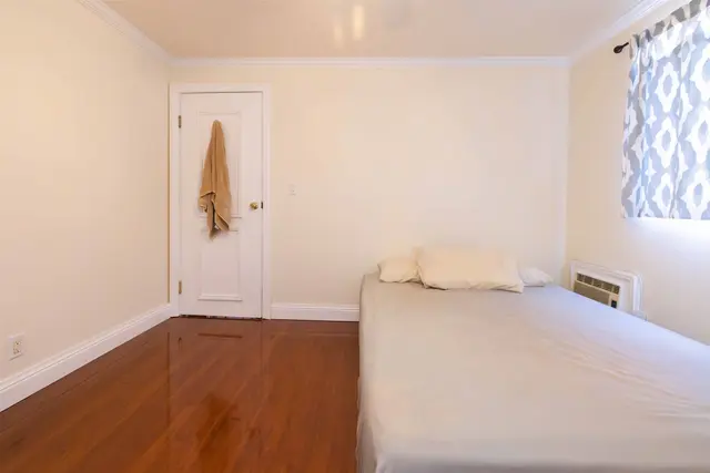Listing Image for 205 Humupea Pl 11 of 24