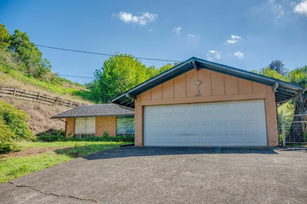 2475 Kaupakalua Rd, Haiku