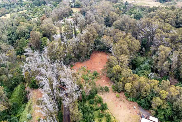 Listing Image for 1939 B Piiholo Rd B 28 of 37