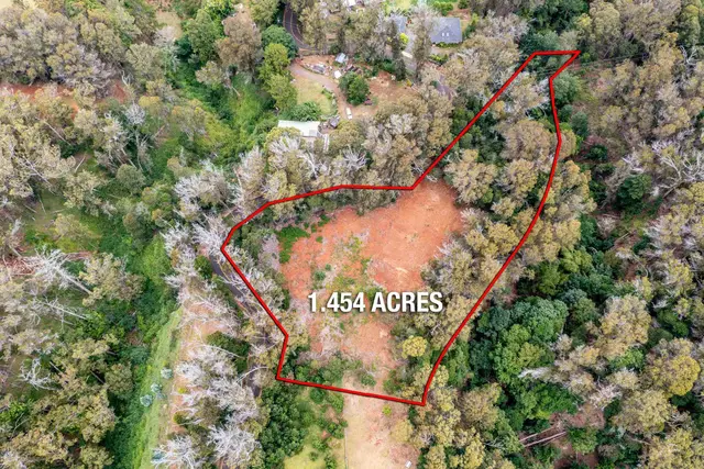 Listing Image for 1939 B Piiholo Rd B 29 of 37
