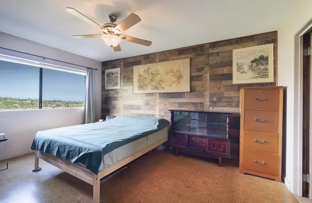 Listing Image for 2180 Vineyard St 105 10 of 35