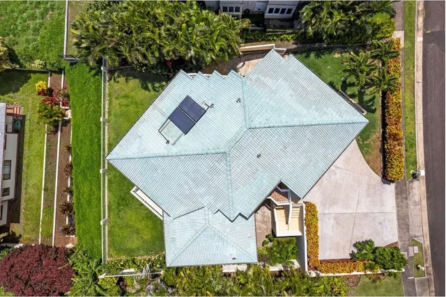 Listing Image for 679 Maalahi St 2 of 38