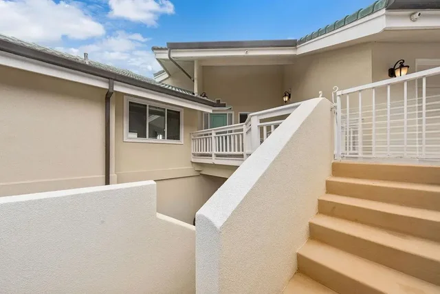 Listing Image for 679 Maalahi St 30 of 38