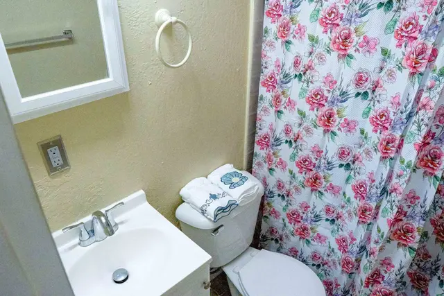 Listing Image for 3676 Lower Honoapiilani Rd C301 33 of 50