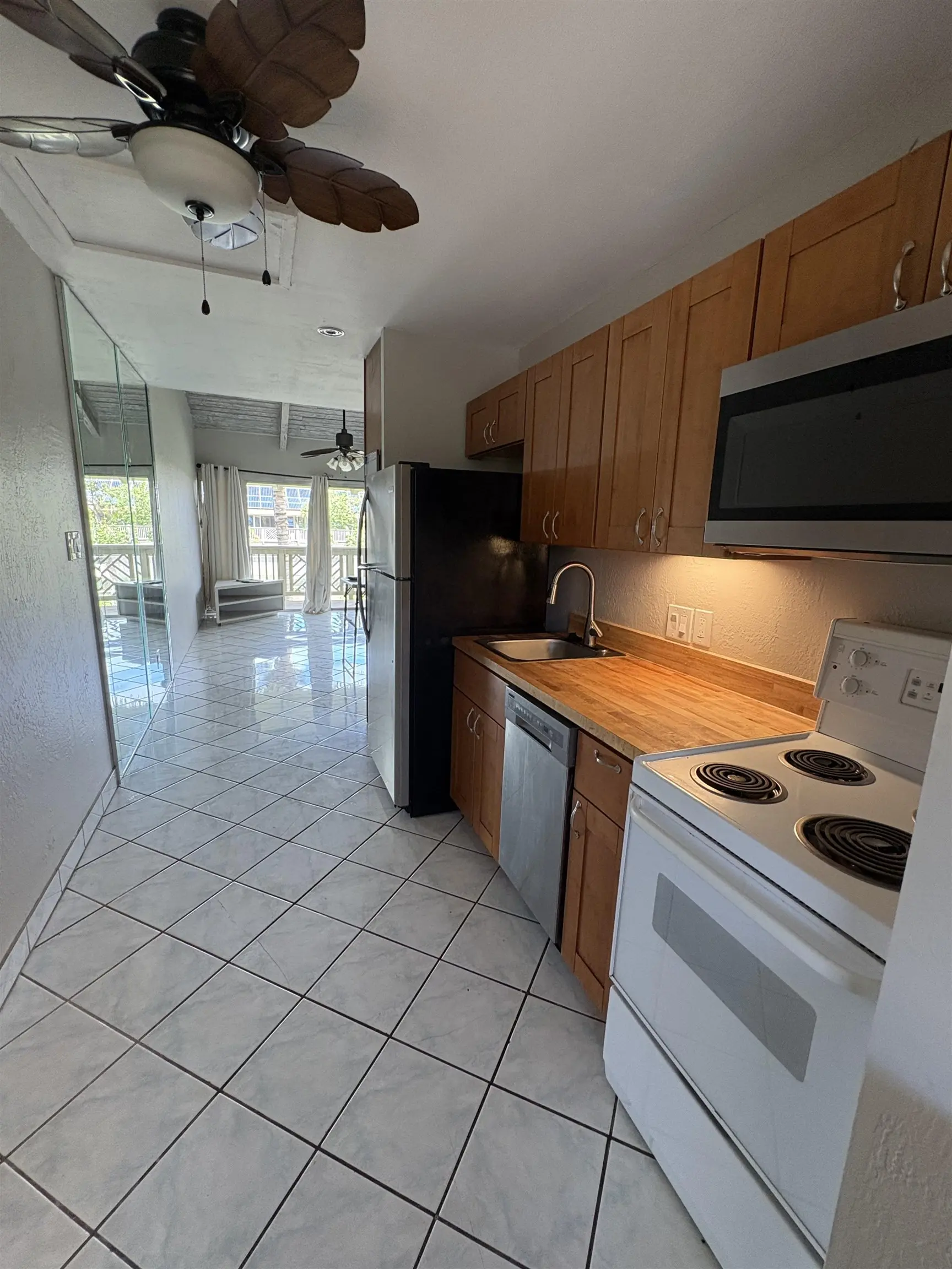 Photo of Listing #409146