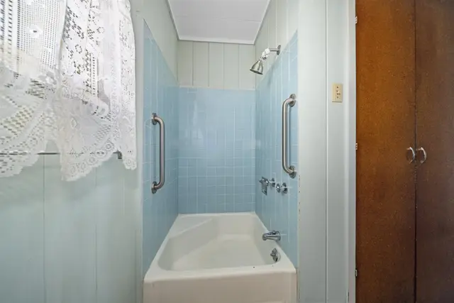 Listing Image for 22 Maluhia Dr Dr 19 of 27