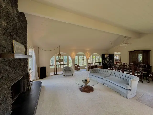 Listing Image for 135 Makana Rd 17 of 19