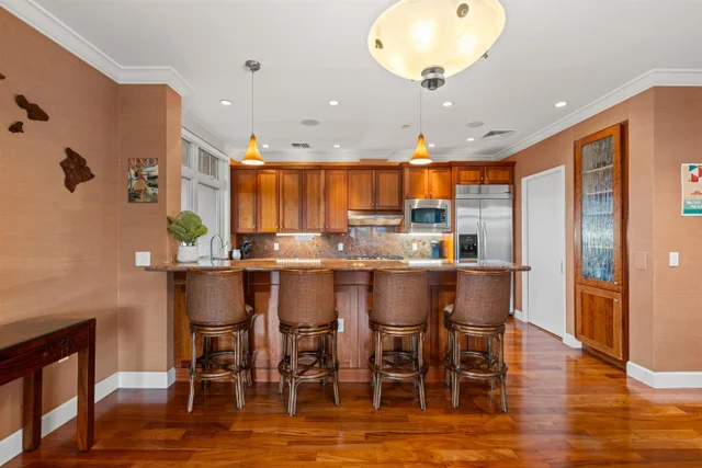 Listing Image for 161 Wailea Ike Pl D-201 11 of 36