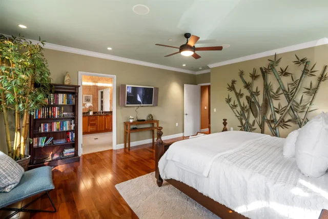 Listing Image for 161 Wailea Ike Pl D-201 20 of 36