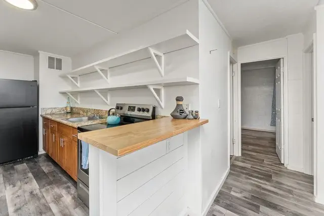 Listing Image for 111 Kahului Beach Rd A104 8 of 38