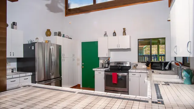 Listing Image for 296 Makanui Rd 231 22 of 38
