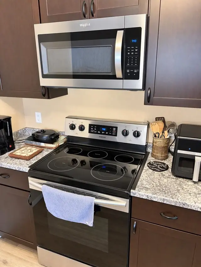 Kahului Ikena 337 - 60 Kunihi Ln 337, Kahului, 410859 - 4/21