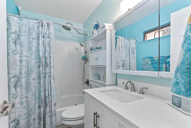 Listing Image for 3740 Lower Honoapiilani Rd F306 8 of 30
