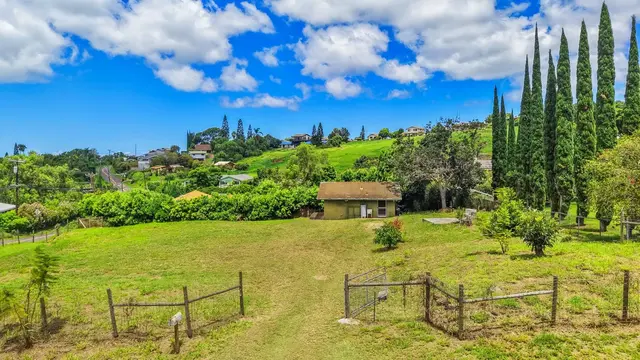 Listing Image for 11 Akea Pl 15 of 34