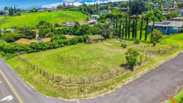Listing Image for 11 Akea Pl 22 of 34