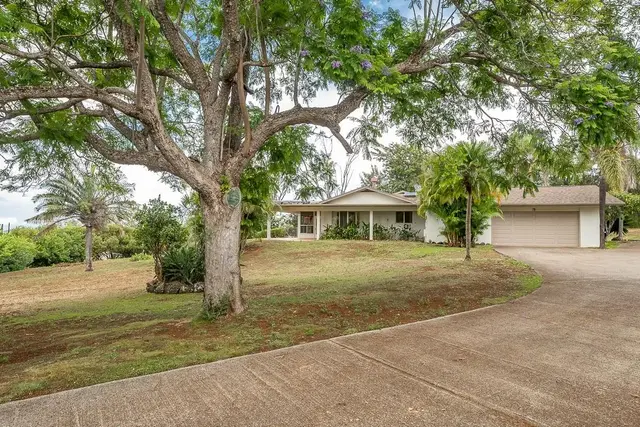 Listing Image for 41 Poha Pl 3 of 21