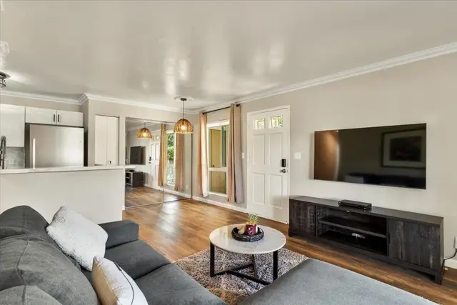 Listing Image for 140 Uwapo Rd 12-104 10 of 31