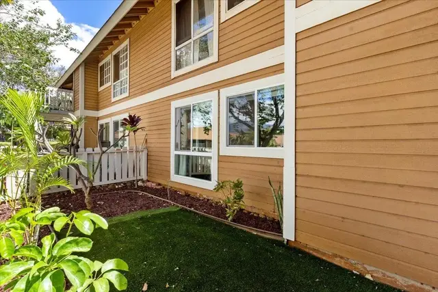 Listing Image for 140 Uwapo Rd 12-104 25 of 31