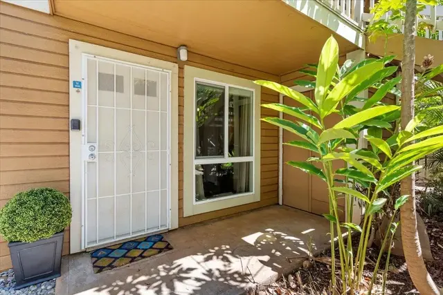 Listing Image for 140 Uwapo Rd 12-104 27 of 31
