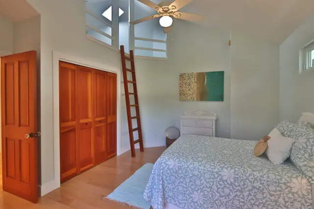 Listing Image for 14 Lower Ulumalu Rd 28 of 50