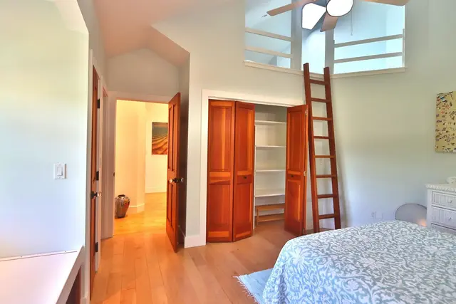 Listing Image for 14 Lower Ulumalu Rd 32 of 50