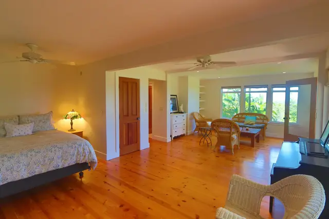Listing Image for 14 Lower Ulumalu Rd 42 of 50