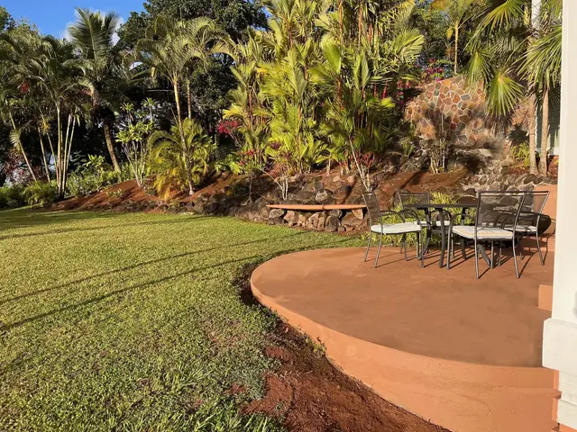 Listing Image for 14 Lower Ulumalu Rd 43 of 50