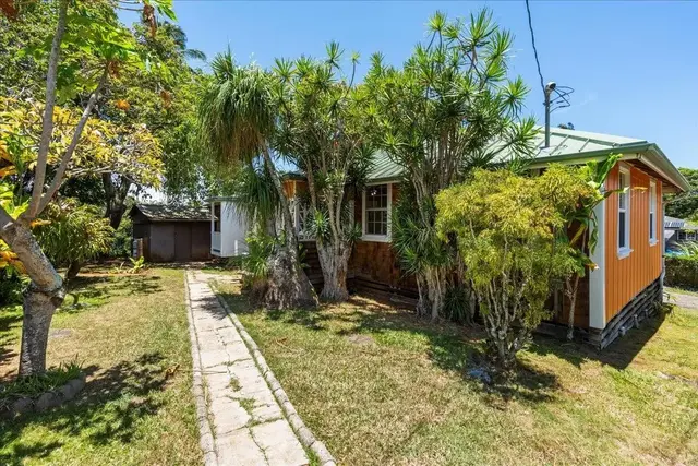 Listing Image for 752 Noholani St 13 of 45