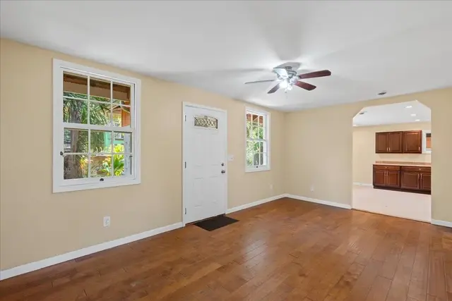 Listing Image for 752 Noholani St 15 of 45