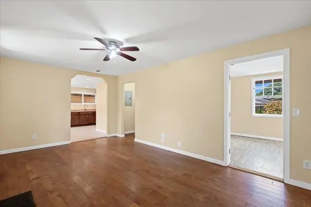 Listing Image for 752 Noholani St 2 of 45