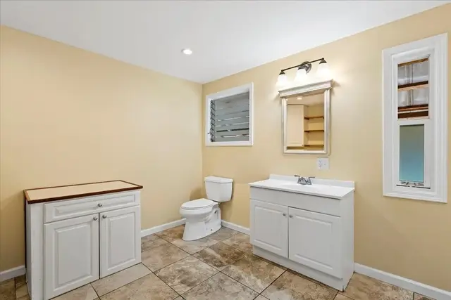 Listing Image for 752 Noholani St 29 of 45
