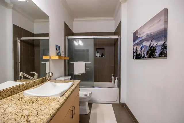 Listing Image for 8 Polohina Ln 1-3 8 of 18