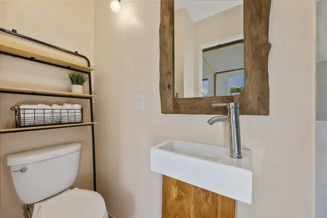 Listing Image for 674 Kauaheahe Pl Unit B 17 of 46