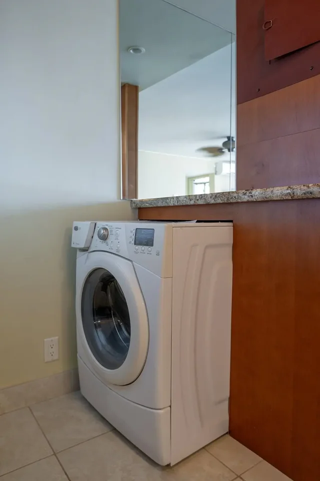 Listing Image for 4327 Lower Honoapiilani Rd 601 24 of 32