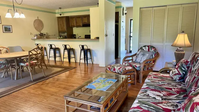 Listing Image for 100 Lio Pl Q3 1 of 36