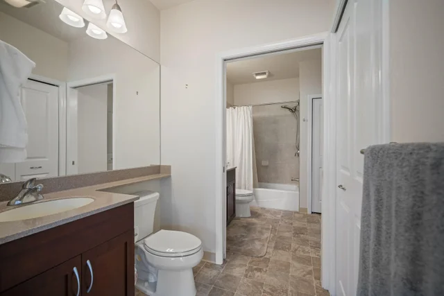 Listing Image for 119 Hoowaiwai Loop 906 21 of 32