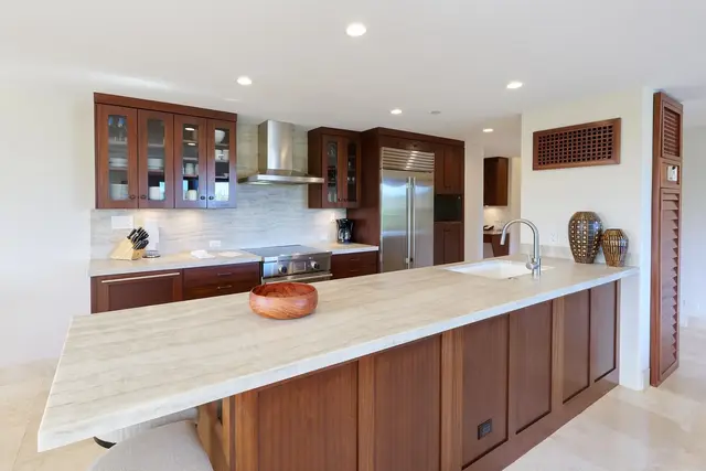 Listing Image for 50 Nohea Kai Dr Ii-806 9 of 30