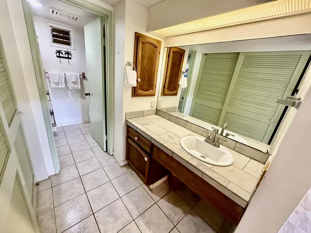 Listing Image for 50 Kepuhi Pl 106 11 of 41