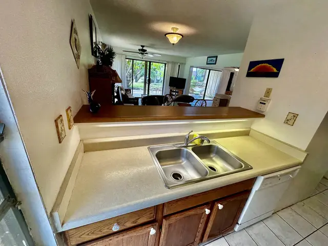 Listing Image for 50 Kepuhi Pl 106 6 of 41