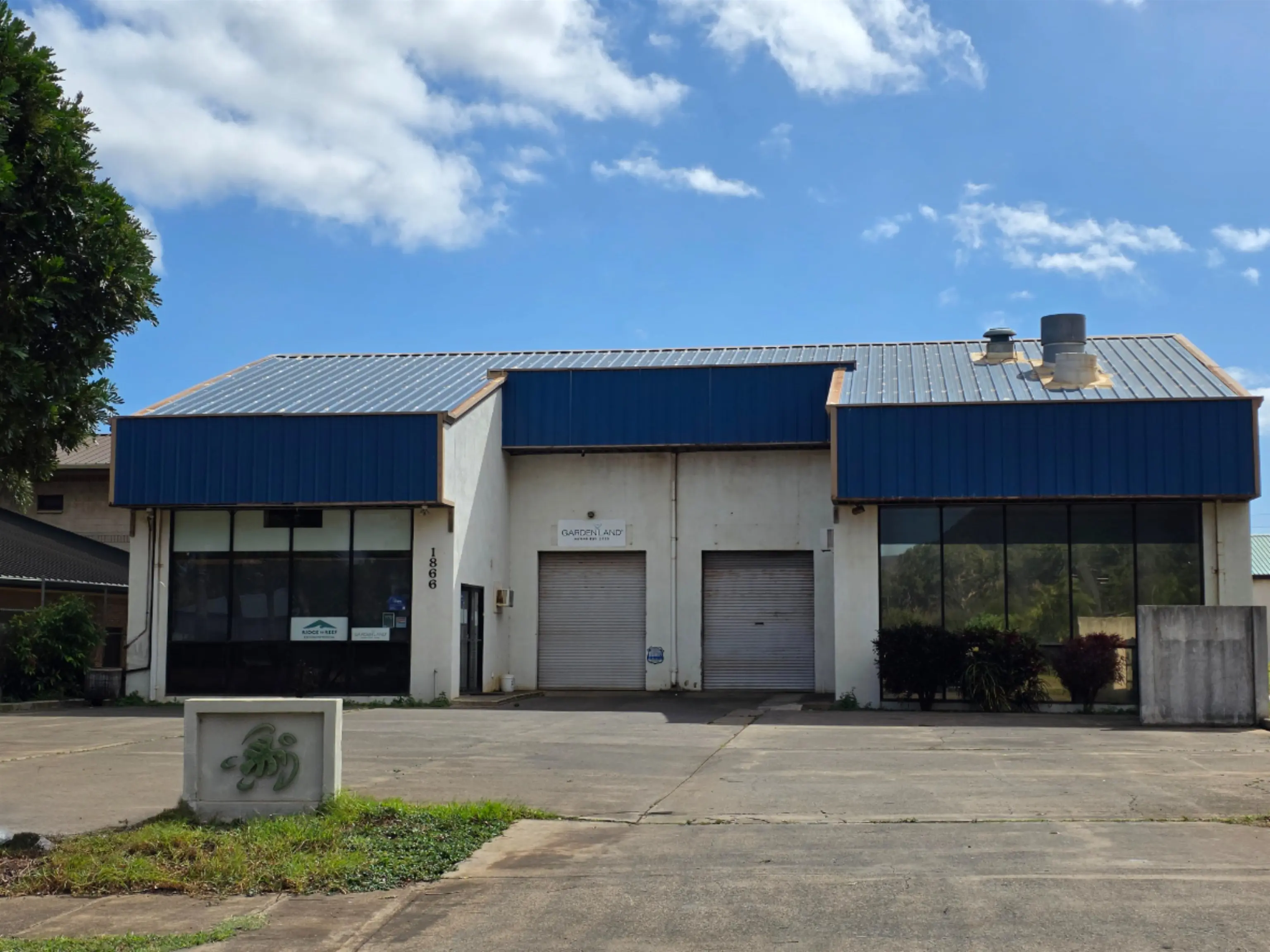 Photo of Listing #408453